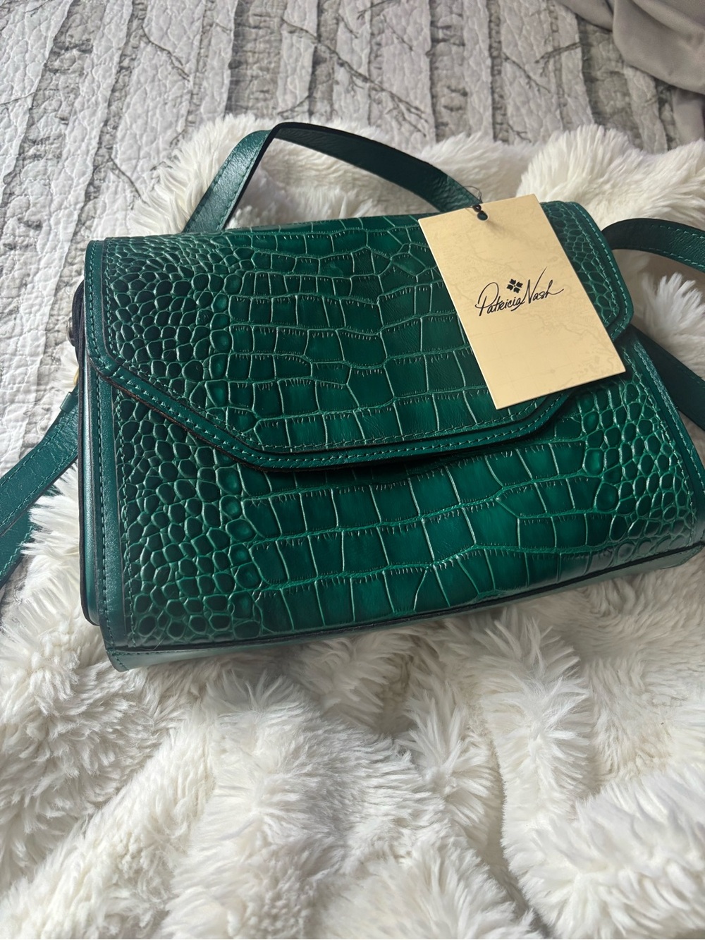 Patricia Nash Valsinni Leather Flap Crossbody Spruce nwt